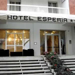 Esperia Beach Hotel